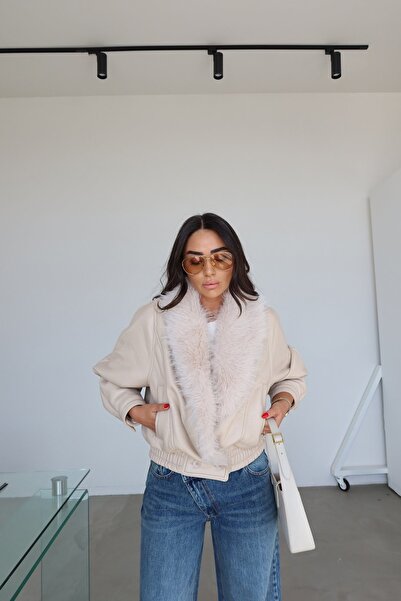 Özge Özgenç Jachetă vintage din piele cu guler de blană