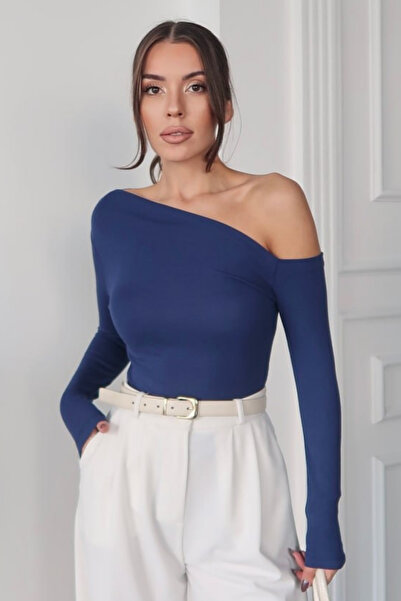 modavingo Жіночий синій боді з одним плечем, човниковим коміром і м'якою фактурою