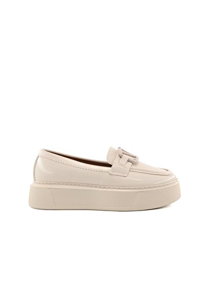 Marka Sesi حذاء نسائي كاجوال من الجلد اللامع AE505