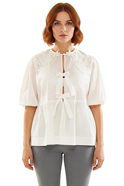 PayBuy Γυναικεία μπλούζα με λεπτομέρεια με κέντημα στρογγυλός γιακάς Κομψή και άνετη καθημερινή μοντέρνα ποιότητα Κομψή άνετη μοντέρνα κομψή