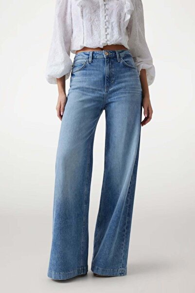 Guess Women's Denim Pants Blue