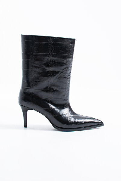 Siena Shoes حذاء كريستا النسائي اليومي ذو الكعب العالي باللون الأسود التمساحي