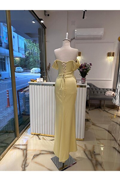 Abiye's TEREYAĞ SARISI SATEN YIRTMAÇLI KORSELİ BÜSTİYERLİ SÖZ İSTEME NİŞAN ABİYESİ