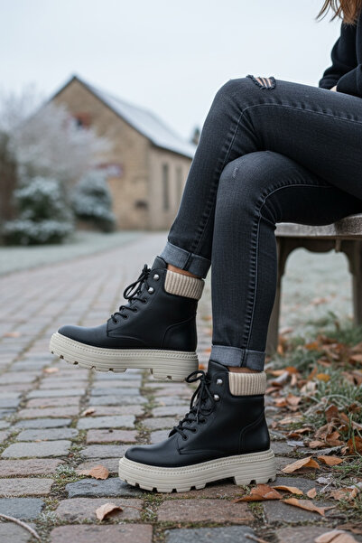 Y&D Shoes Kalın Poli Taban Bileği Lastikli Bağcıklı Kadın Bot