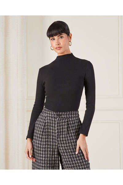 REDTAG تي شيرت نسائي أسود برقبة عالية