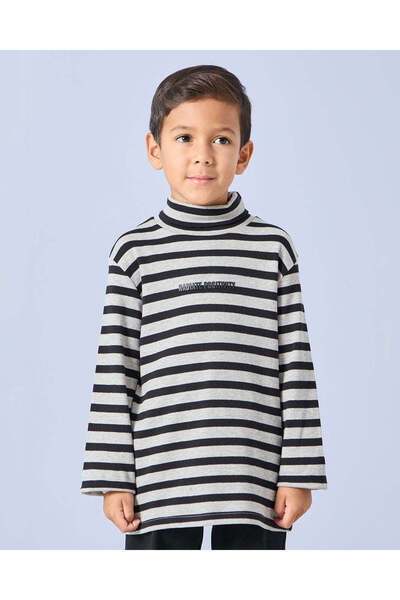 REDTAG تي شيرت مخطط باللونين الرمادي والأسود للأولاد برقبة عالية