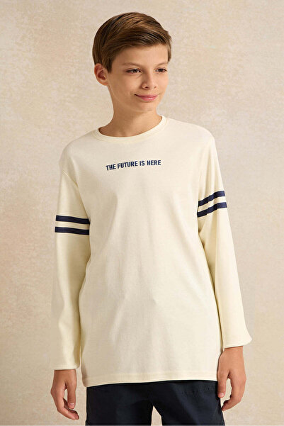 REDTAG Senior Boys Ivory Stripe On Sleeves T-shirt