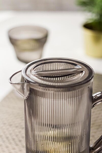 Mustran Arkilik Baroque 1.5 Lt Smoked Jug (Fits Refrigerator Door Shelf)