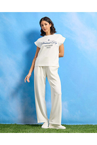 REDTAG تي شيرت نسائي أبيض نشط