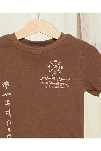 REDTAG Infant Boys Brown Printed T-shirt