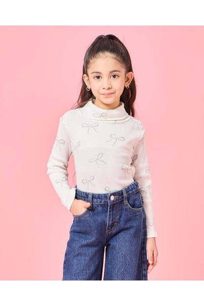 REDTAG طقم تي شيرتات بناتي بياقة عالية باللونين الأخضر والأبيض (عبوة من قطعتين)