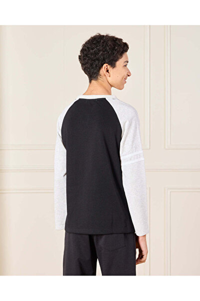 REDTAG Senior Boys Black And Grey Reglan T-Shirt