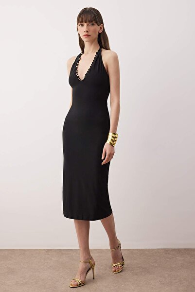 Trendyol Collection Black Collar Accessory Detailed Knitted Midi Lined Dress Tpraw26El00093