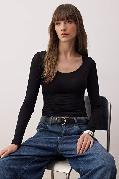 Trendyol Collection Black Transparent Flexible Bodycon Knitted Blouse Twoaw26Bz00305