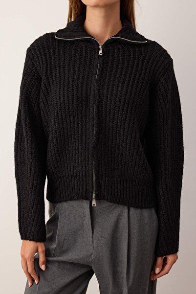 Trendyol Collection Wardrobe Essentials Black Zippered Soft Textured Wide Fit Knitwear Cardigan | Twoaw26Hi00049