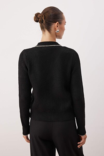 Trendyol Collection Black Shawl Collar Detailed Color Block Knitwear Sweater Twoaw26Kz00244