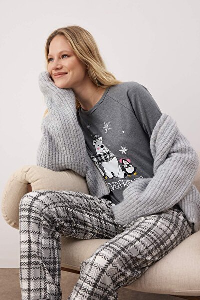 Trendyol Collection Піжама з принтом пінгвіна в клітинку Orme THMAW22PT0395
