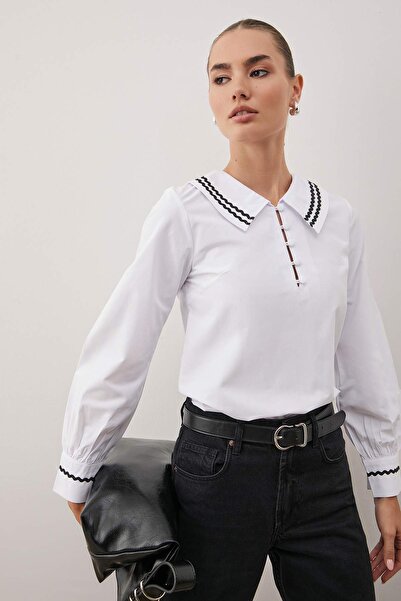 Trendyol Collection Λεπτομερής υφασμένος γιακάς μπλούζα TWOSS20BZ0036