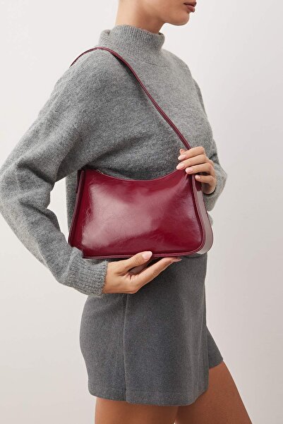 TRENDYOL SHOES Burgunderrote Damen-Mini-/kleine City-Umhängetasche mit Gürtelschnallendetail TAKAW26OC00061