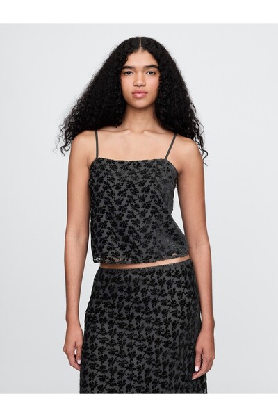 GAP Kadın Siyah Kadife İşlemeli Crop Bluz