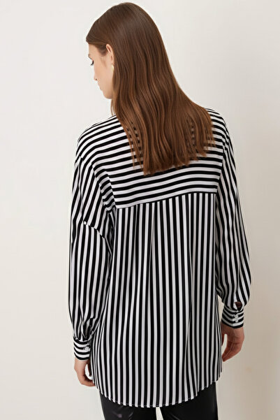 armonika Women's Black-White Thin Striped Oversize Long Basic Shirt ARM-22Y001185