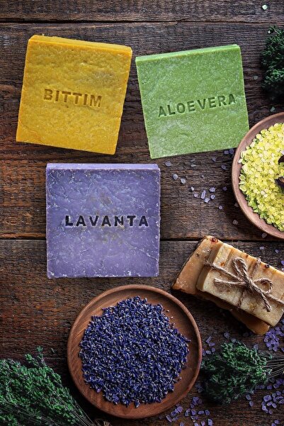 ASKA مجموعة الذواقة المكونة من 3 قطع - لافندر - بيتيم - صابون طبيعي بالصبار - 125 إيه جرام