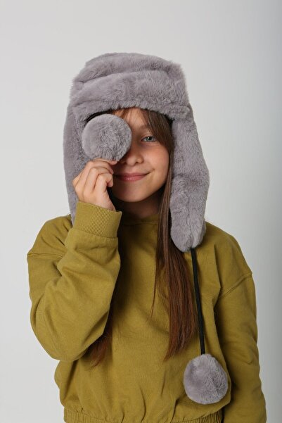 BALIENTE Girl's Gray Plush Beret Hat - Fur and Pompom