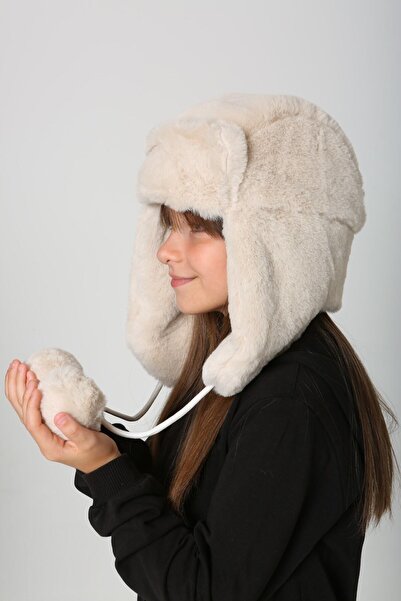 BALIENTE Girl's Beige Plush Furry Pompom Beret Hat