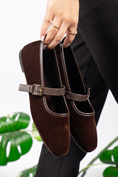 Jackers Γυναικείες μπαλαρίνες με ζώνη από καφέ σουέντ, άνετες καθημερινές κομψές απλές μπαλαρίνες