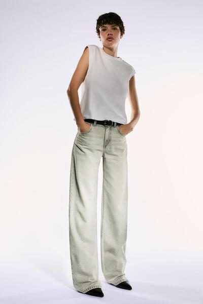 Bershka Geniş paça straight fit jean