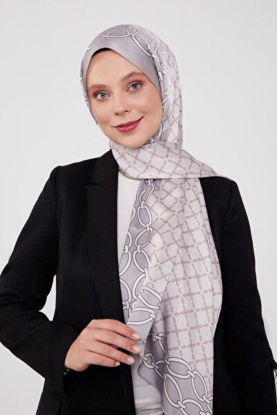 Levidor شال ماركة منقوشة بسلسلة مربعة باللون الأزرق الفاتح