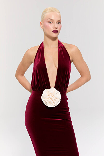 Nur Karaata Alhambra Burgundy Gown