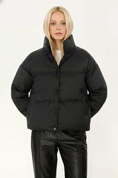 QAWWA Women's Black Windproof Waterproof Padded Coat