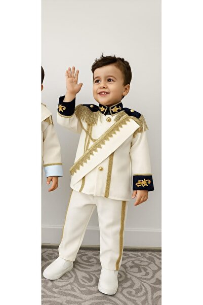 Tozpembebaby Costume for Prince