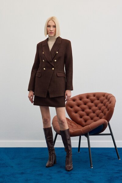 Sateen Плетений піджак з ґудзиками - кавовий