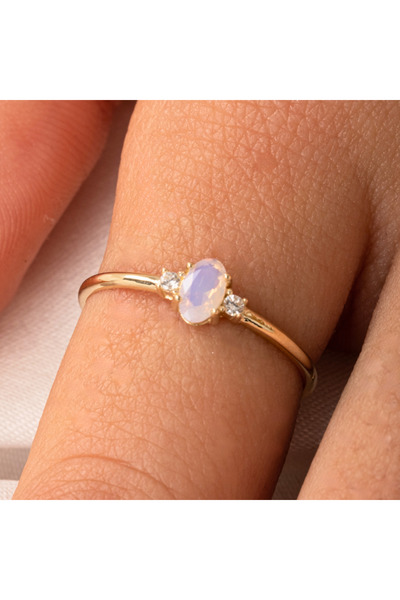 FasekGold Gümüş Yüzük - 0.70 Karat Pembe Kuvars 0.10 Zirkon Tria Taşlı 925 Ayar Gümüş Evlilik Teklifi Yüzüğü