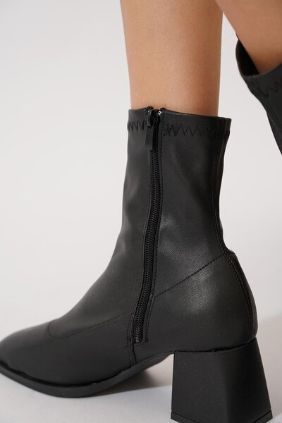 Moda Pie Sermar Küt Burun Strech Kadın Topuklu Bot Siyah Cilt