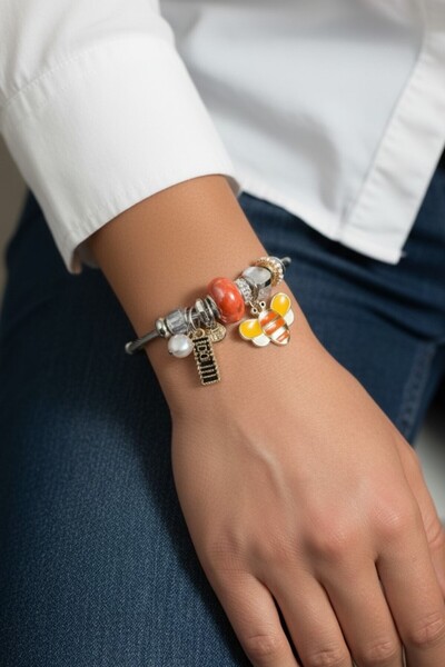 LA PERRY ACCESSORIES STEEL MODEL COLORED BEE FIGURE SILVER BRACELET