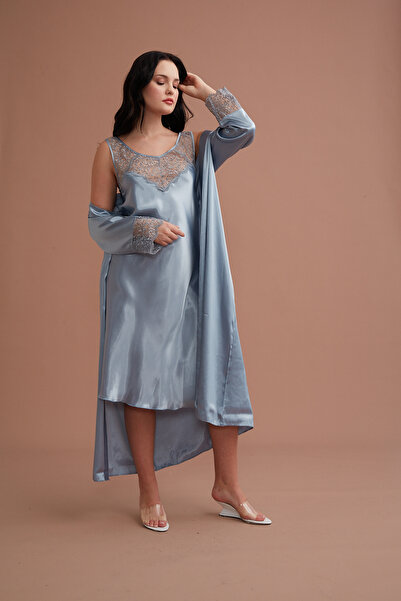 Fallen Lux Toz Mavi Dantelli Saten Gecelik Sabahlık Takımı | Mum + Uyku Bandı Hediyeli Lüks Set