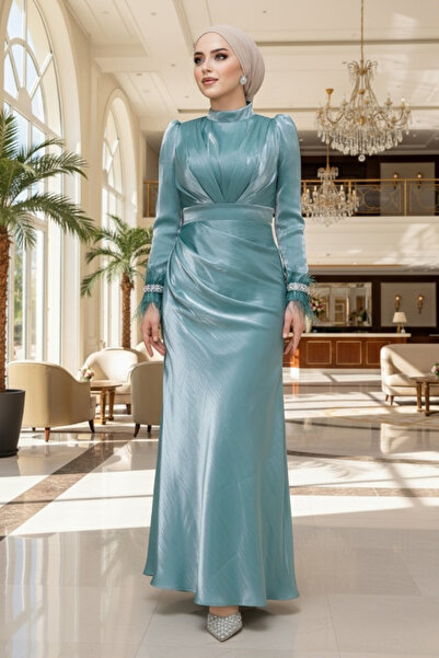 Neva Style Feather Detailed Green Hijab Evening Dress 50481Cy