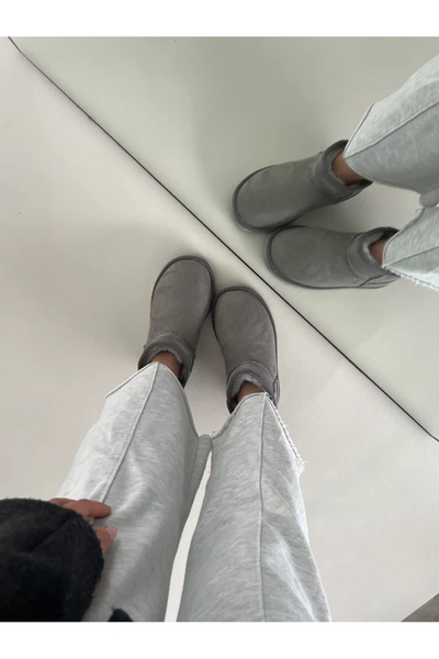 Sivarro Ультра міні класичні жіночі боти з замшею та хутром - сірі