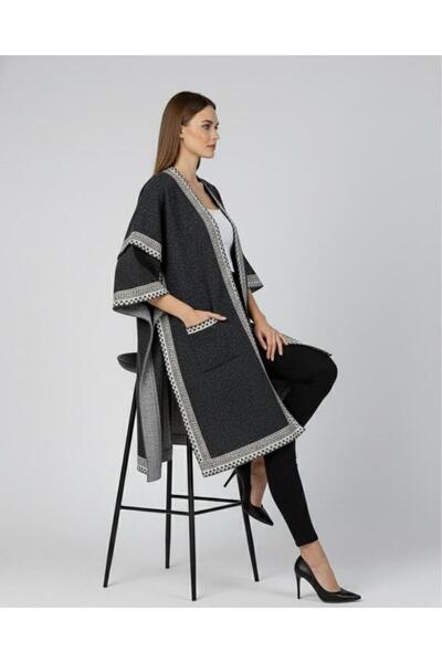 AMİDA Women's Black Cream Patterned Relaxed Fit Pocket Knitwear Poncho - 2531