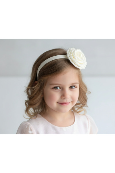 chipiques Крем с перламутрова бродерия сатенена роза с фигура на цвете детска...