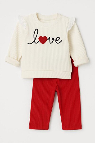 dinamik çocuk Kız Bebek/Çocuk Love Kalp Nakışlı Omuzdan Çıtçıtlı Bebek Takımı 2li Alt Üst Mevsimlik Aylık 3-6-9-12