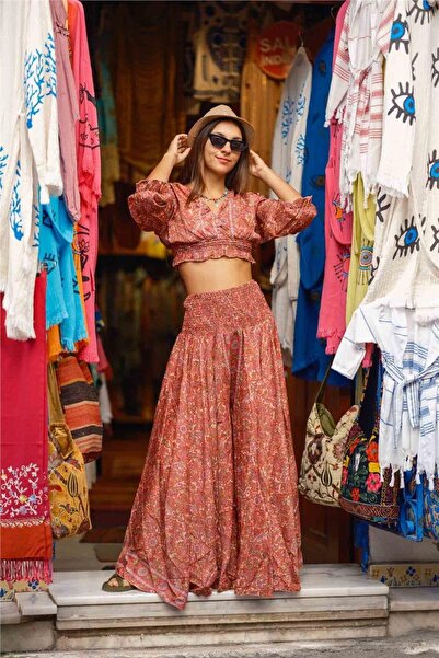 Miss Boheme Pembe Renk Çiçek Desenli İpek Pantolon Bluz İkili Takım