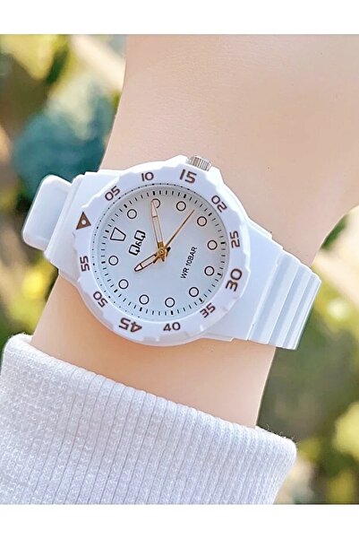 Q&Q Vr19j190y Children's Wristwatch with Waterproof Silicone Band