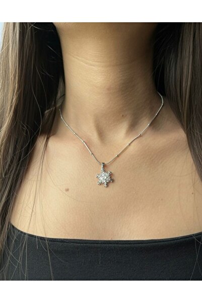 Gunessa قلادة نسائية على شكل ندفة الثلج باللون الذهبي - سلسلة فولاذية مرصعة ب...