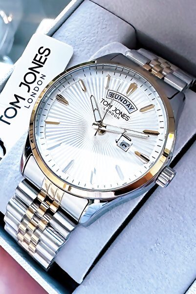 Tom Jones London Wristwatch 3 Atm Water Resistant Silver Color Steel Band Wlg205
