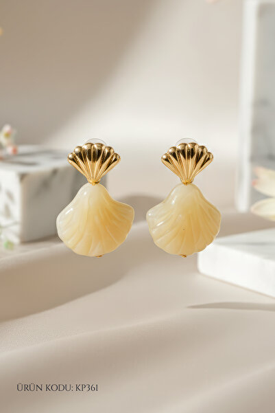 Çelik İstiridye Figürlü Altın Renk Küpe