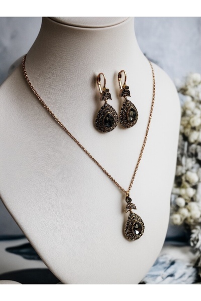 FAYRA ACCESSORIES Zircon Stone Water Drop Figured Necklace and Earring Set